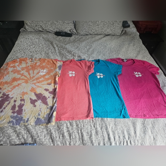 Trader Joe's short sleeve t-shirts - Picture 2 of 2